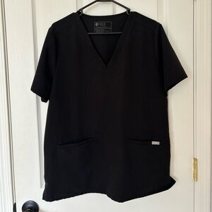 Figs scrub casma top in Black